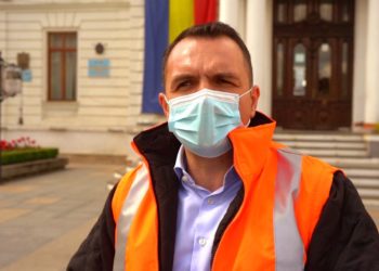 Mâine începe distribuirea de măști și de mănuși la Târgoviște!