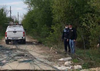 Descindere în forță la hoții de curent din comuna Mătăsaru!