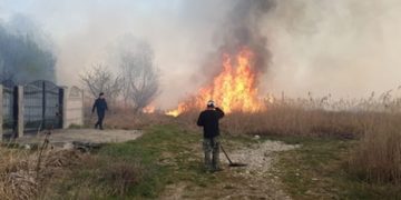 Incendiu izbucnit în apropierea Municipiului Târgoviște!