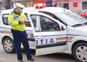 Un tânăr în vârstă de 17 ani a fost depistat în timp ce conducea un autoturism!