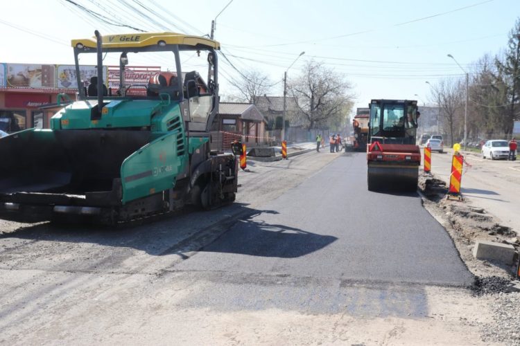 La Moreni se continuă lucrările de modernizare a infrastructurii!