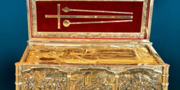 Moaștele Sfântului Nifon vor fi scoase în procesiune pe străzile din Târgoviște!