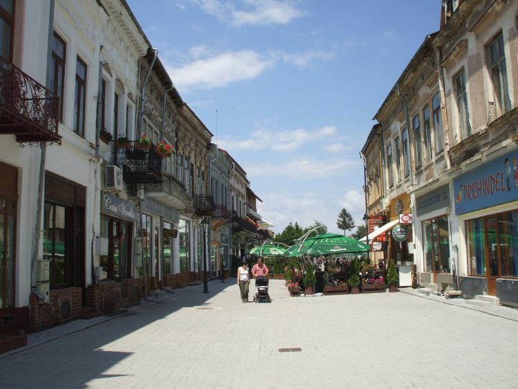 Se redeschid terasele!