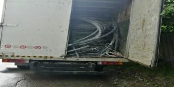 Un bărbat a fost prins de către polițiști cu peste 4 tone de aluminiu pe raza localității Moroeni!