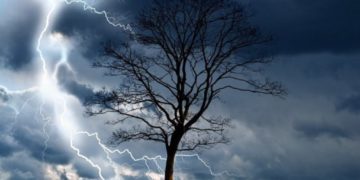 Timp de trei zile vor fi furtuni în județul Dâmbovița!