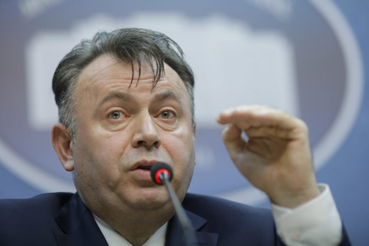 Ieșirea la terase sau la mare se va face abia la 15 iunie!