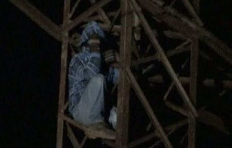 Protest extrem la Costeștii din Vale!