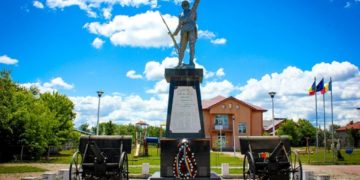 La Titu au avut loc depuneri de coroane de Ziua Eroilor!