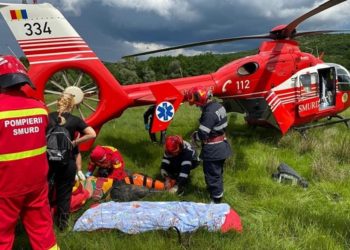 Bărbat rănit grav după ce s-a răsturnat cu ATV-ul într-o pădure!