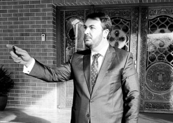 VICARUL EPARHIAL – IONUȚ GHIBANU ARĂTÂND SPRE justițiarii, fricoși și nearătați la față, ascunși după pseudonime sau pagini de Facebook