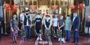 Daruri pentru elevii premianți de la Școala “Mihai Viteazul”!