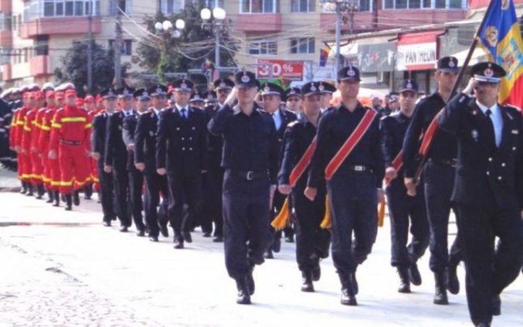 Ziua Drapelului Național va fi omagiată de pompierii dâmbovițeni!