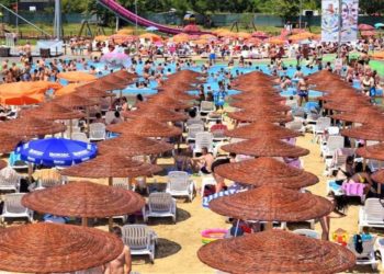 Se redeschid sălile de fitness și terenurile de sport din cadrul Complexului Turistic de Natație.