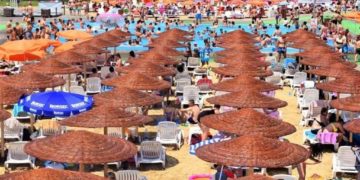 Se redeschid sălile de fitness și terenurile de sport din cadrul Complexului Turistic de Natație.