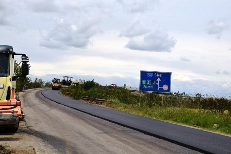 Noi asfaltări au început în Dâmbovița!