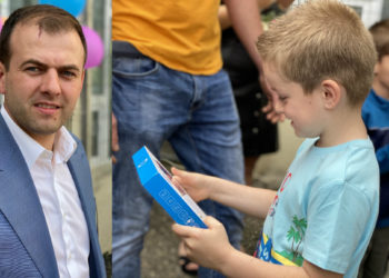 UNIC ÎN DÂMBOVIȚA! CEL MAI TÂNĂR PRIMAR AL JUDEȚULUI A ADUS O MARE FERICIRE TUTUROR ELEVILOR CE INVAȚĂ LA ȘCOALA GIMNAZIALĂ RĂZVAD – GALERIE FOTO