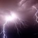Rețeaua electrică din Titu a fost afectată de descărcările electrice!