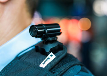 Polițiștii din stradă vor purta camere video pe timpul executării serviciului!