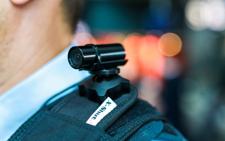 Polițiștii din stradă vor purta camere video pe timpul executării serviciului!