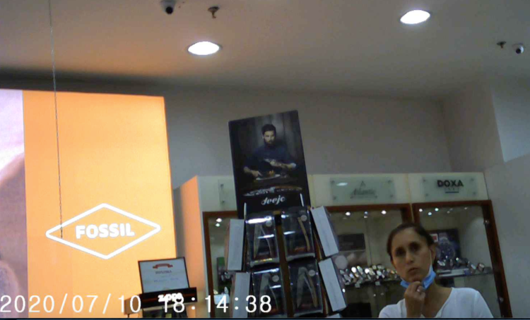 POLIȚIA MUNICIPIULUI TÂRGOVIȘTE DOARME ȘI CORONAVIRUSUL SE RĂSPÂNDEȘTE! SE ÎNTÂMPLĂ LA MAGAZINUL B&B COLLECTION DIN INCINTA COMPLEXULUI MUNTENIA – VIDEO