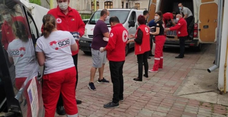 Crucea Roșie Dâmbovița continuă să intervină în lupta cu COVID-19!
