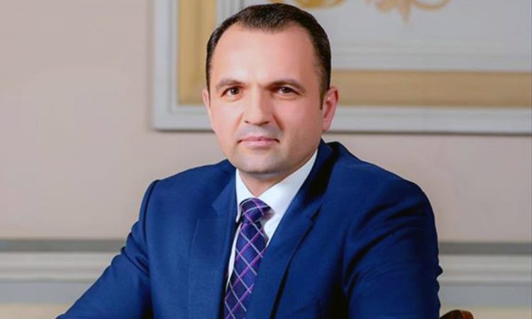 Daniel Cristian Stan acuză conducerea Universității Valahia de implicare în campania electorală!