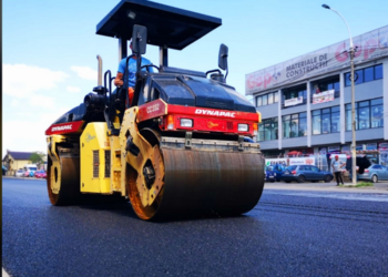Au debutat asfaltările pe strada Laminorului din Târgoviște!