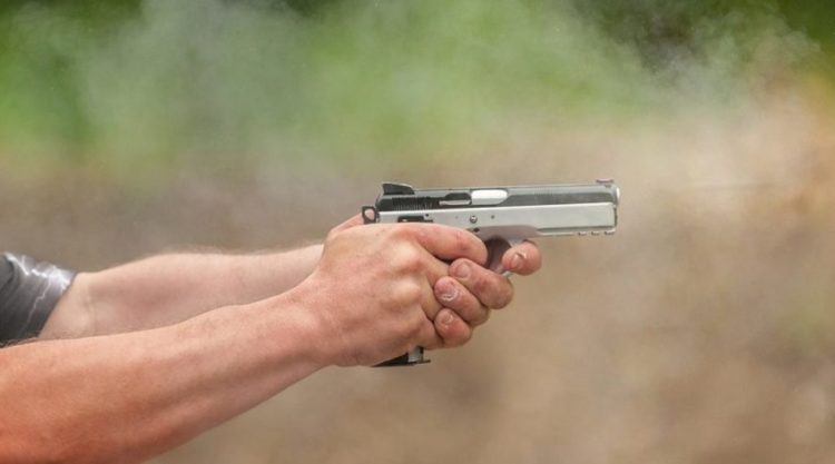 Un bărbat s-a ales cu dosar penal pentru nerespectarea regimului armelor și munițiilor!