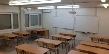 Școală modulară instalată la Pucioasa pentru a prelua elevii unui liceu aflat in reabilitare!