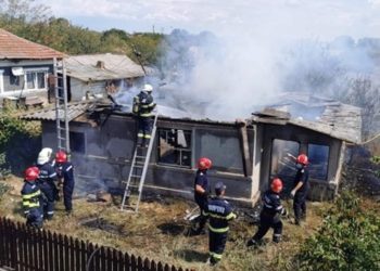 Incendiu la o casă din localitatea Mircea Vodă!