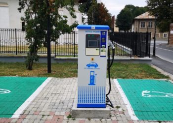 Sunt funcționale cele patru stații electrice de reîncărcare pentru vehicule electrice!
