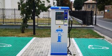 Sunt funcționale cele patru stații electrice de reîncărcare pentru vehicule electrice!