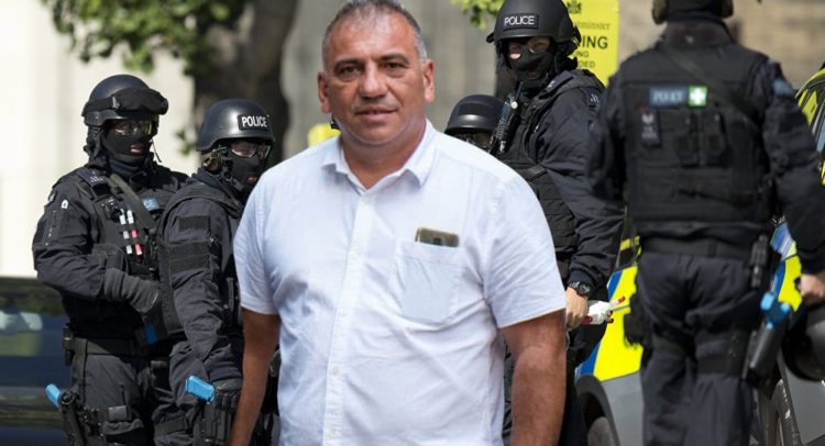 ALERTĂ! INTERLOP PERICULOS DIN PUCIOASA ȘANTAJEAZĂ ȘI AMENINȚĂ CU MOARTEA! POLIȚIA NU A LUAT ÎNCĂ NICIO MĂSURĂ!