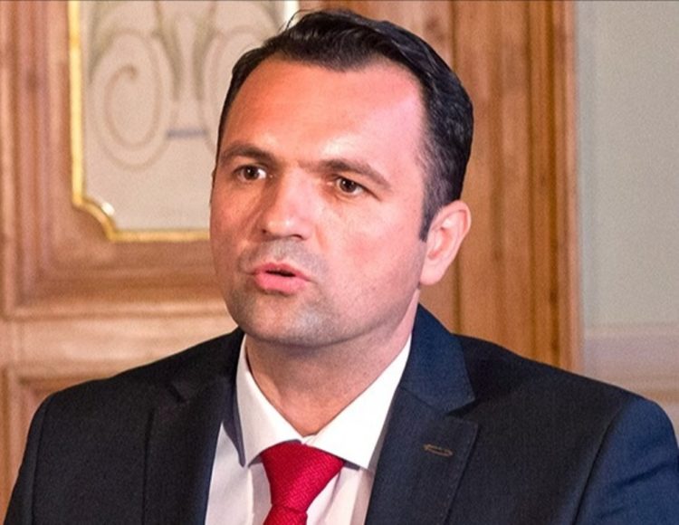 PNL Târgoviște a fost amendat pentru amplasarea ilegală de corturi!