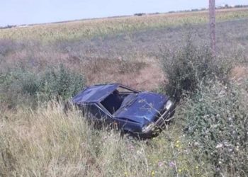 Un bărbat din Poiana s-a răsturnat cu mașina!