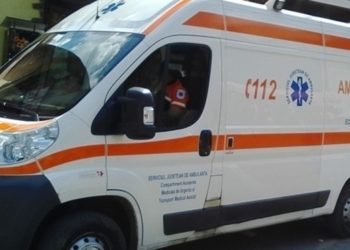 Un bărbat din Runcu a murit subit în fața unui magazin!