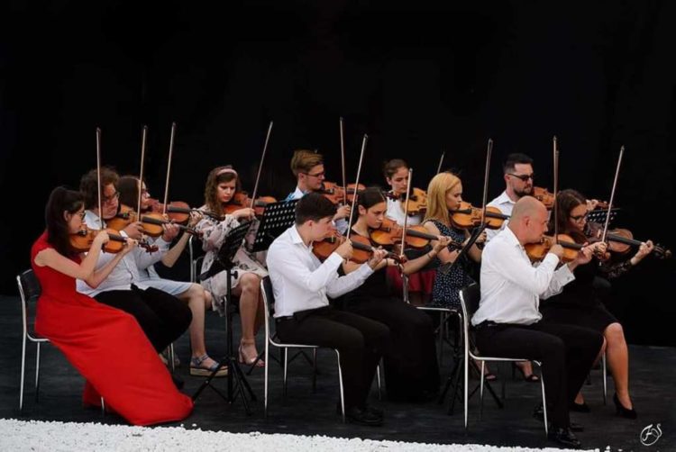 Un nou concert al Orchestrei Simfonice de Tineret „Andante” va fi sustinut la Teatru de vara “Tony Bulandra”!
