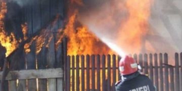 Incendiu puternic în localitatea Brezoaele!