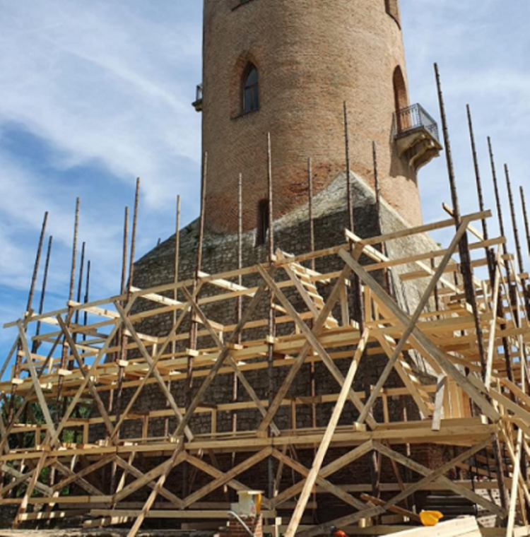 Continuă lucrările pe bani europeni la Curtea Domnească!