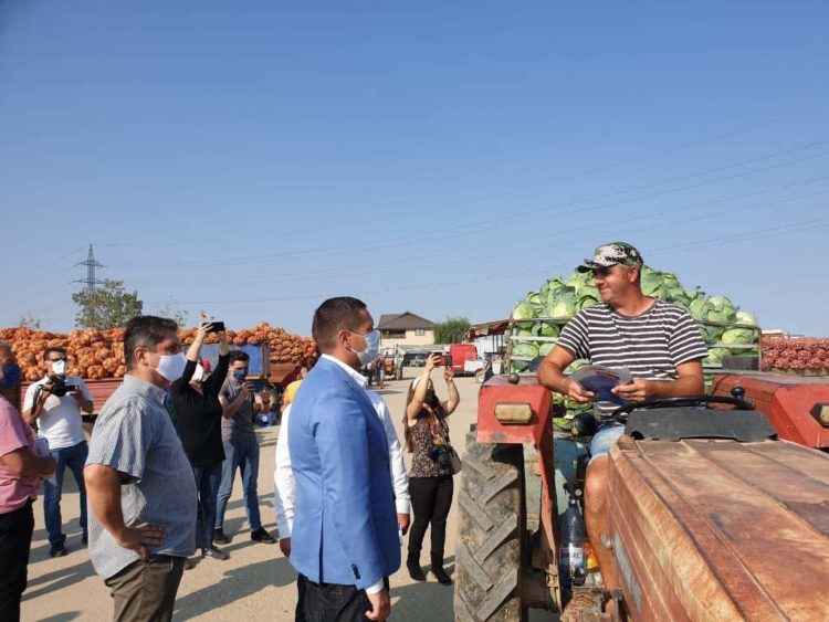 Corneliu Ștefan sprijină producătorii din Lungulețu!