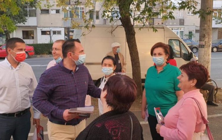 Carmen Holban este  alături de Daniel Cristian Stan!