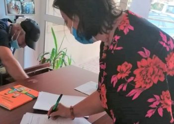 Arhiepiscopia Târgoviștei a dăruit auxiliare didactice școlilor din Dâmbovița!