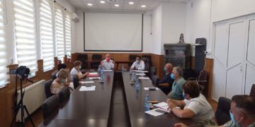 Primarul Municipiului Moreni a convocat o şedinţă de lucru cu toţi directorii instituţiilor de învăţământ!