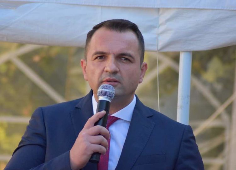 Cristian Stan transmite gânduri bune tuturor celor care astăzi încep un nou an școlar!