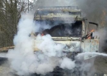 Cabina unui TIR a fost cuprinsă de flăcări!