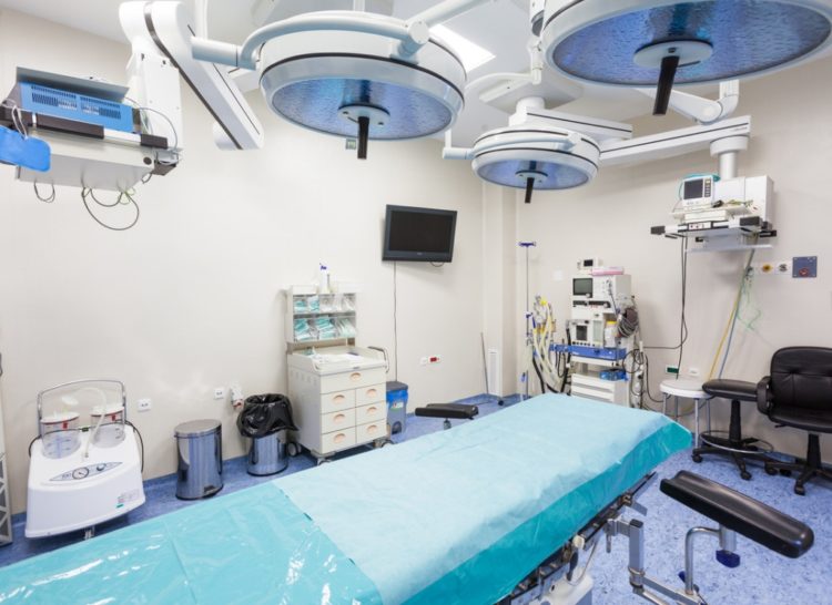 Bisericile din Găești sunt alături de o tânără care trebuie să se opereze în Elveția!