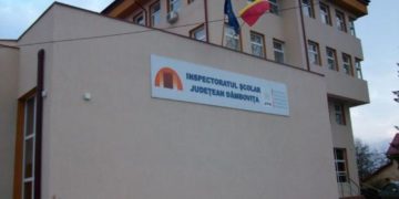 Profesorii de peste 65 de ani sunt de ordinul zecilor în învățământul dâmbovițean!