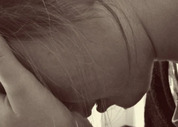 O minoră de 15 ani din Târgoviște a fost bătută și obligată să practice prostituția!