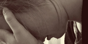 O minoră de 15 ani din Târgoviște a fost bătută și obligată să practice prostituția!