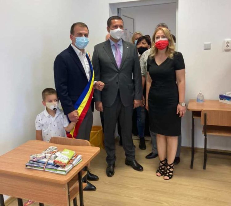 Emanuel Spătaru a inaugurat Școala Valea Voievozilor!
